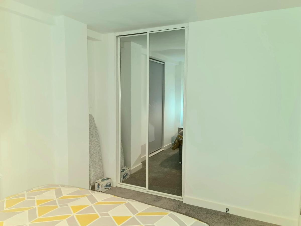 Exquisite Cosy 2-Bed Apartment In Salford Manchester Luaran gambar