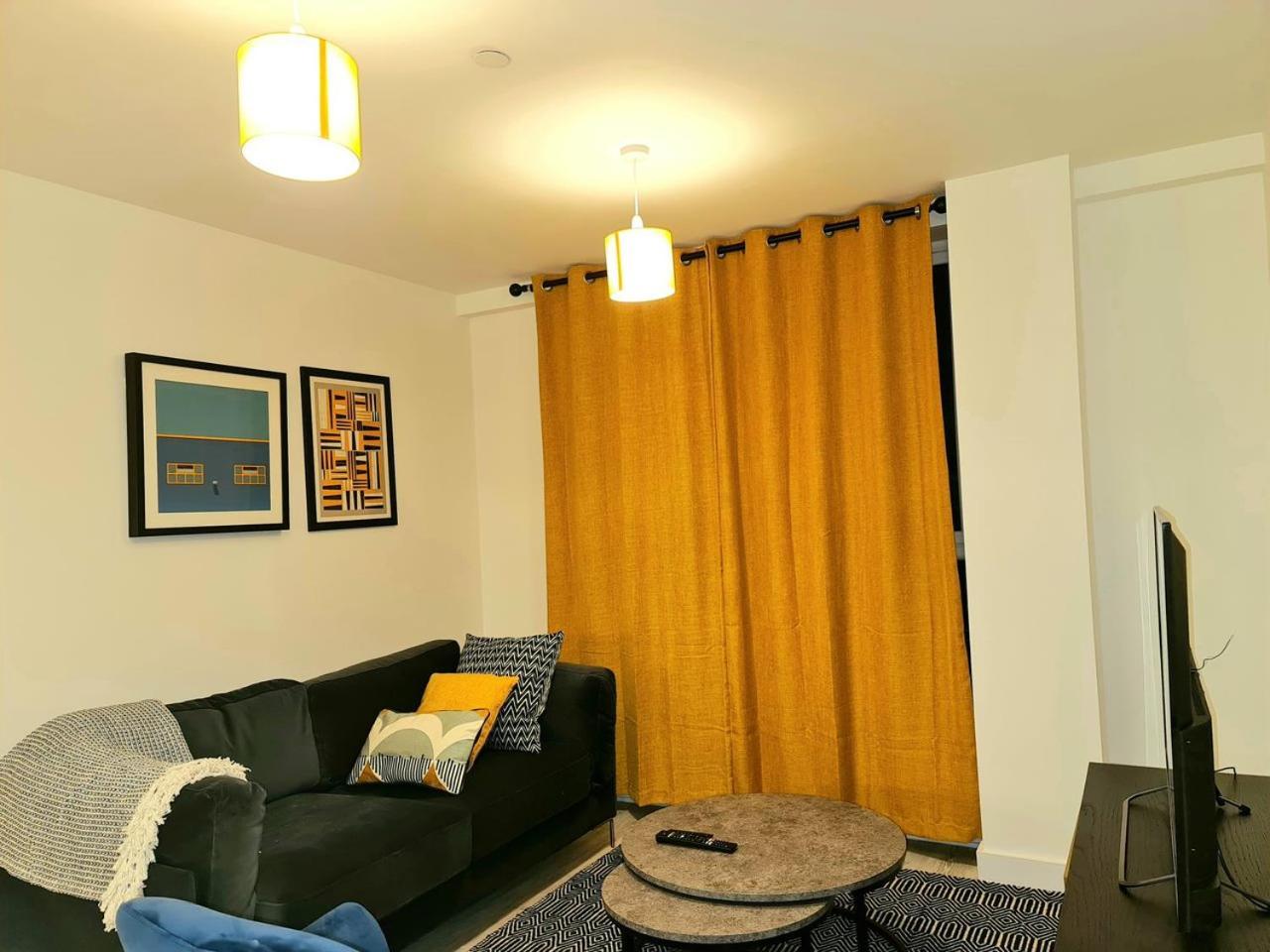 Exquisite Cosy 2-Bed Apartment In Salford Manchester Luaran gambar